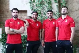 خروج تیم ملی ایران از قرنطینه قطری‌ها 