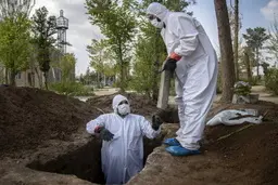 هزینه قبور اموات کرونایی زاهدان رایگان شد 