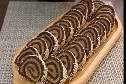 طرز تهیه رول خرما | واسه عصرونه کنار چایی عالی می‌شه +ویدئو