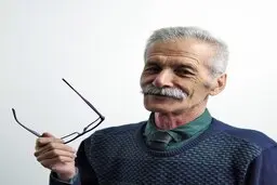 کاظم فیروزمند بستری شد 