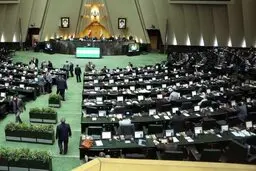  آملی لاریجانی و علی لاریجانی در مراسم تحلیف رئیسی حضور ندارند