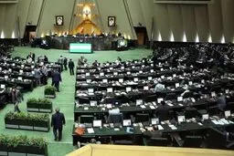  آملی لاریجانی و علی لاریجانی در مراسم تحلیف رئیسی حضور ندارند