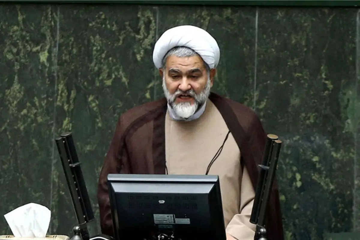 حسن نوروزی : اجازه بدهید خودرو وارد شود و قیمت ها هم بالا برود