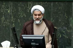 حسن نوروزی : اجازه بدهید خودرو وارد شود و قیمت ها هم بالا برود