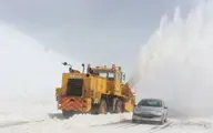 ارتفاع برف در گردنه الماس از ۲ متر فراتر رفت |  رهاسازی بیش از۱۰۰دستگاه خودرو از برف و کولاک