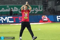 سکوت مرد اخلاق پرسپولیس شکست | کریم باقری ممنوع الکار است؟