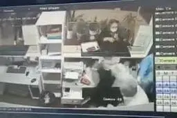 مشت به صورت پرسنل یک بیمارستان! | جزئیات حادثه+ویدئو 