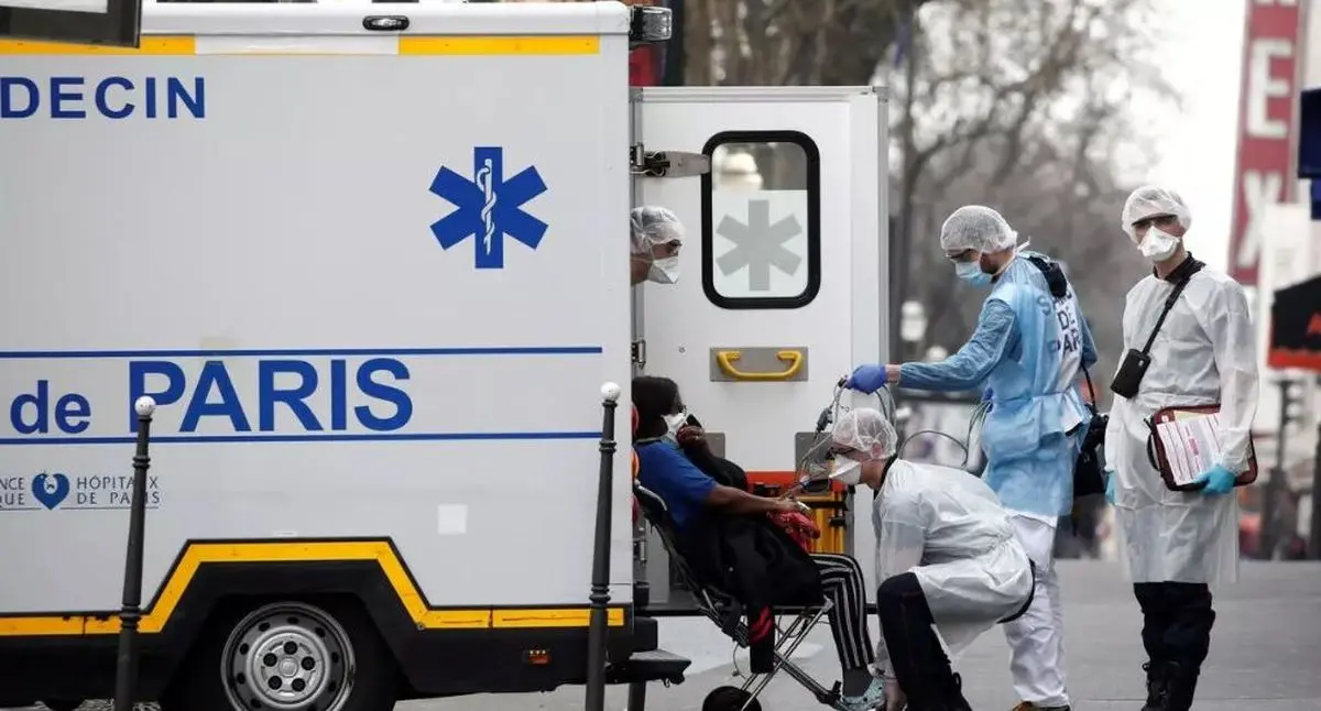 
طی ۲۴ ساعت گذشته در فرانسه ۱۴۱ نفر از بیماران مبتلا به کرونا جان باخته‌اند

