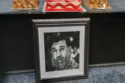 آخرین فیلمی که علی انصاریان بازی کرد اکران شد | با حضور پرسپولیسی ها + ویدئو