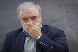 ابعاد فاجعه‌ای که نمکی آفرید؛ از تمسخر خبر ورود کرونا تا دور ریختن پول ۱۰۰ میلیون دوز واکسن و جلوگیری از ورود ۲۰ میلیون واکسن دیگر از اروپا