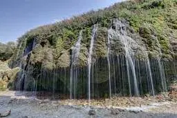 سفر به آبشارهای نزدیک تبریز  | ۶ آبشار شگفت‌انگیز اطراف تبریز و راه‌های دسترس