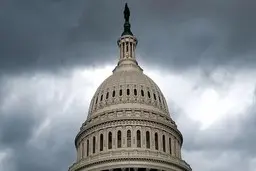 تلاش نمایندگان آمریکا برای قطع کمک به کشورهای حامی ایران