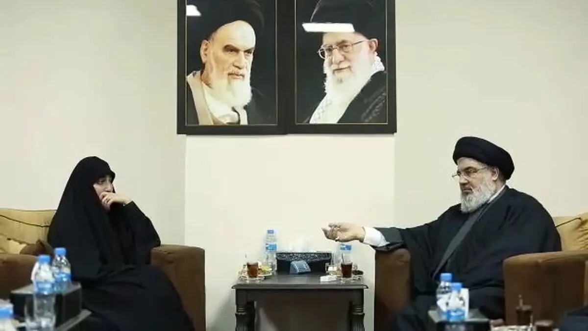 
دیدار دختر سردار سلیمانی با سید حسن نصرالله
