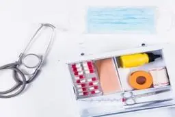 10 راهکار سریع کمک های اولیه که شما را نجات میدهد 