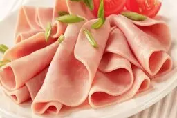 دیگه از بیرون کالباس نخر خودت تو خونه درست کن! | طرز تهی کالباس خونگی +ویدیو