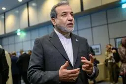 عراقچی خطاب به اروپایی‌ها: چگونه به میز مذاکره‌ای برگردیم که اسرائیل و آمریکا نابودش کرده‌اند؟
