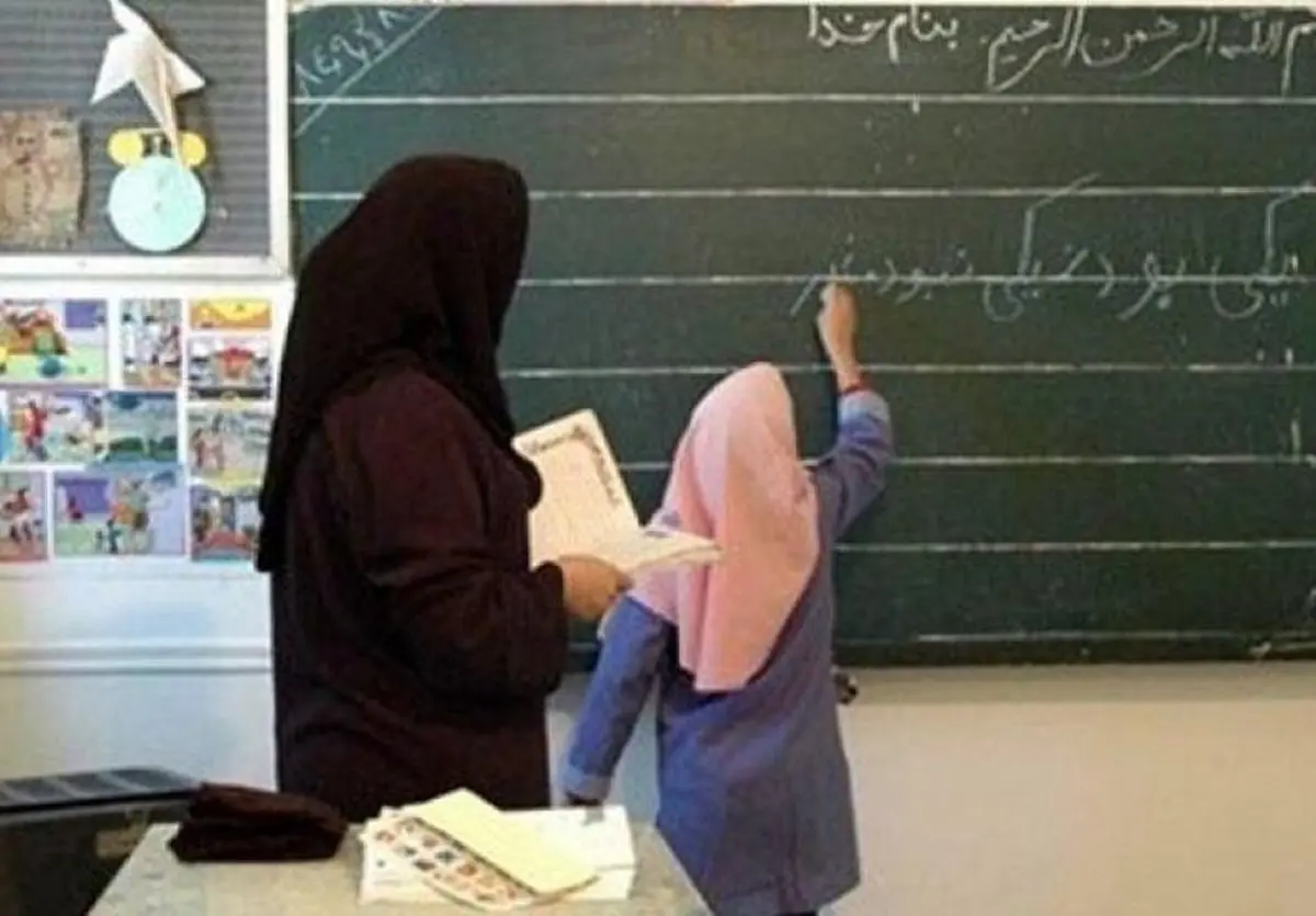 ترک تحصیل ۱۷۰۰ دانش آموز استان اصفهان به خاطر کرونا