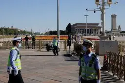 
بازداشت برگزار کنندگان سالگرد قربانیان "تیان‌آن‌من" در هنگ کنگ
