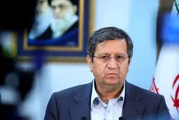 عکسی از نامه ای که همتی در مناظره به رئیسی داد