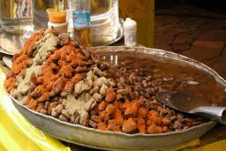 شبها باقالی نخورید | عوارض جدی مصرف باقالی قبل از خواب که تا به حال نمی‌دانستید 