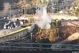 لحظه‌ی انفجار وحشتناک امروز در ورودی شهر بیت‌المقدس+ویدئو 