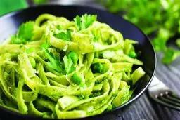 طرز تهیه پاستا پستو | مطمئنم عاشق عطر و طعمش می‌شی! +ویدئو