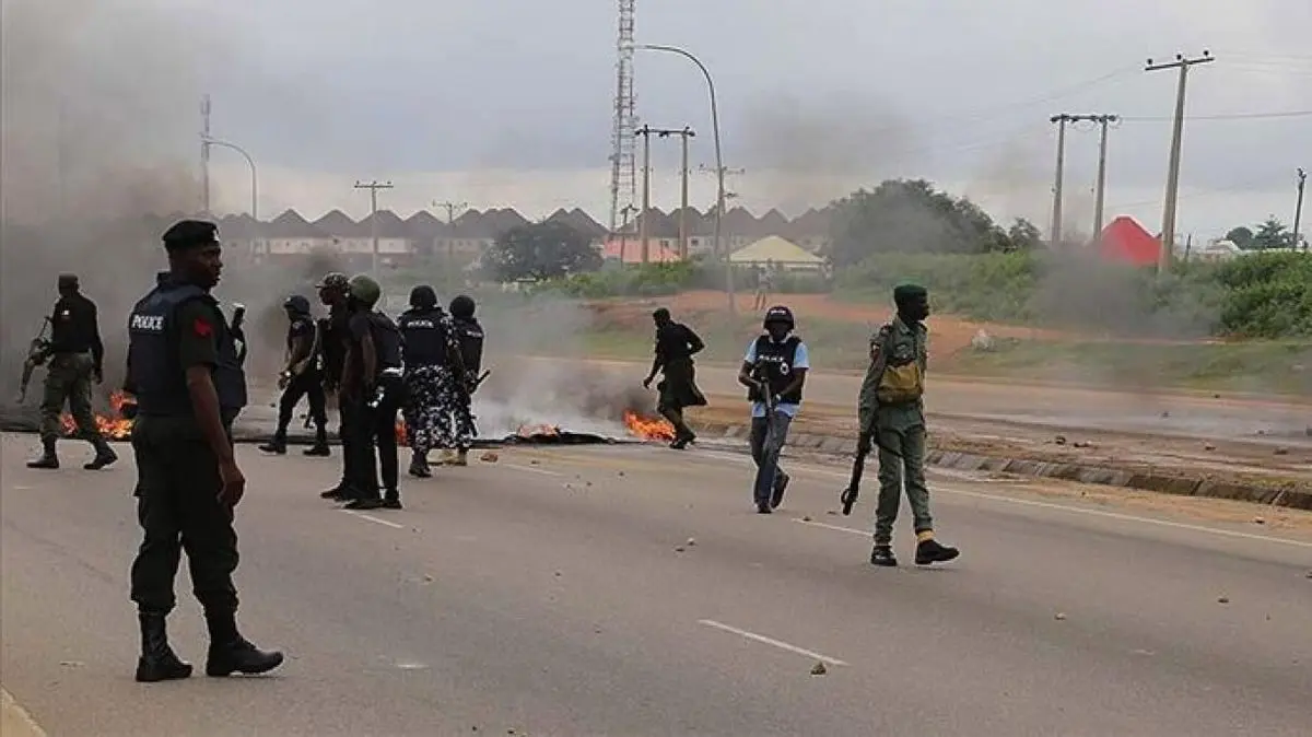  گروهک تروریستی   |   حمله بوکوحرام به روستایی در شمال شرق نیجریه ۱۱ کشته برجای گذاشت