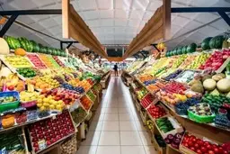 میوه‌های ایرانی در سفره‌ اعراب؛ آب ارزان ایران سر از کشورهای حوزه خلیج‌فارس در می‌آورد