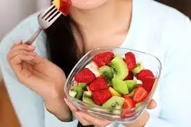 میوه‌ خوردن خوشمزه‌تر از همیشه | ترفندهایی که هم زیباست، هم کارآمد! +ویدئو