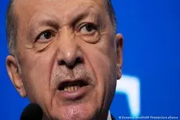 اسلام نمی‌گذارد نرخ بهره را زیاد کنیم
