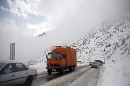 طوفان جاده هراز را بست