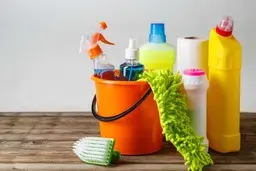 طریقه درست کردن گاز پاک کن خانگی رو بلدی؟ | ترفند درست کردن محلول گاز پاک کن خانگی +ویدئو