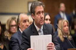 
 ترامپ  |   اگردر انتخابات شکست بخورد/ حاضر به دست کشیدن از این جایگاه نیست. 
