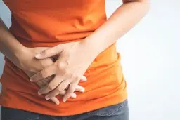 خانم ها با خوردن این خوراکی‌ها دیگر هیچ دردی حس نخواهید کرد | تغذیه در دوران عادت ماهیانه 