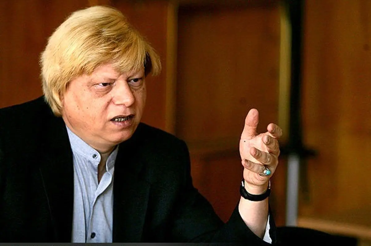 خودشان می‌سازند، خودشان تماشا می‌کنند و خوششان می‌آید!