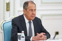 تاکید لاوروف و نخست‌وزیر کویت بر ادامه توسعه روابط روسیه و شورای همکاری