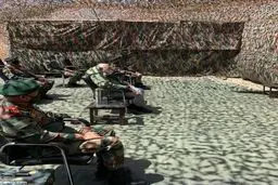 سفرنخست وزیر هند به مناطق مرزی مشترک با چین +عکس