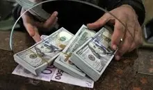 تجمع بازاریان لاله‌زار و چهارسو در اعتراض به نوسانات شدید نرخ ارز