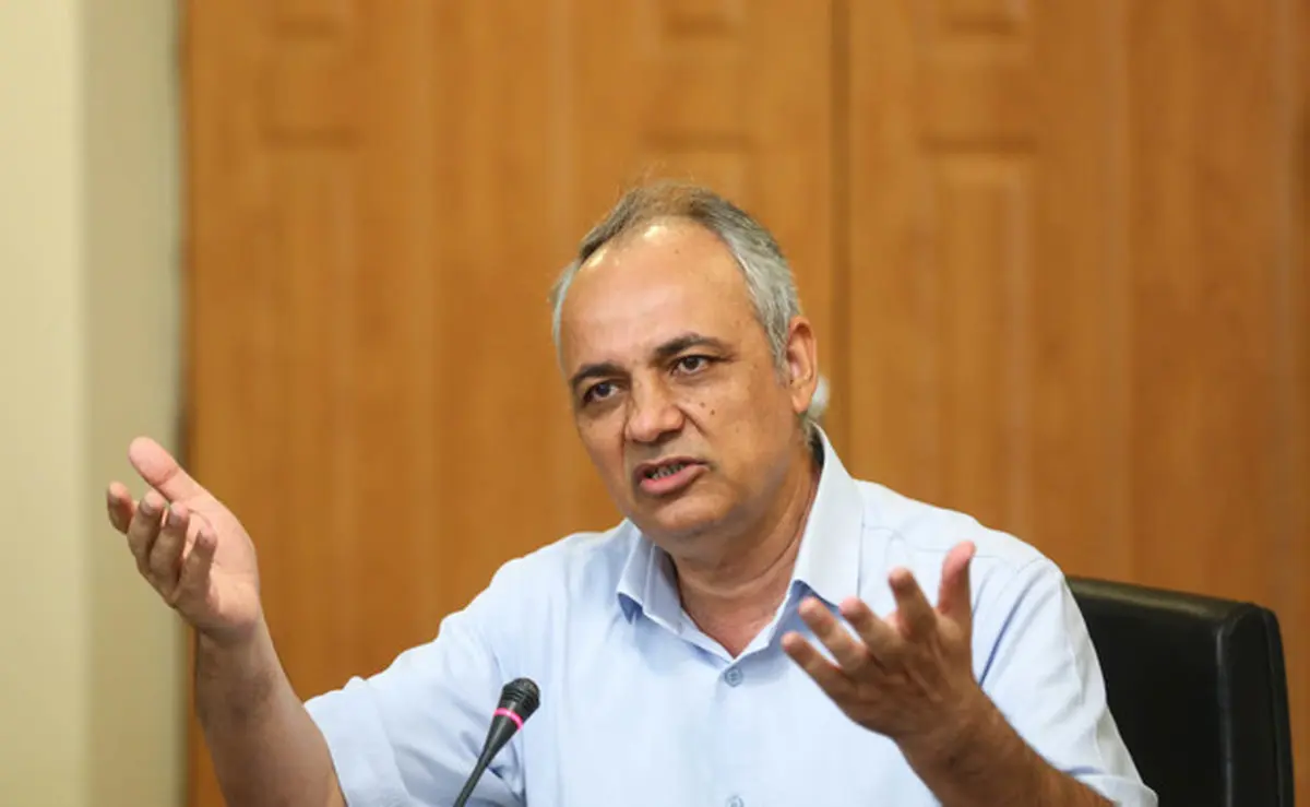 زیدآبادی: این نتیجۀ ظاهربینی است جناب ولایتی!