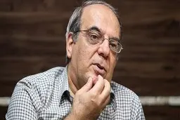 عباس عبدی: مسئولان، منافع بلندمدت را قربانی منافع کوتاه‌مدت می کنند |  در سقوط هواپیمای اوکراینی چه کسی ضرر کرد؟