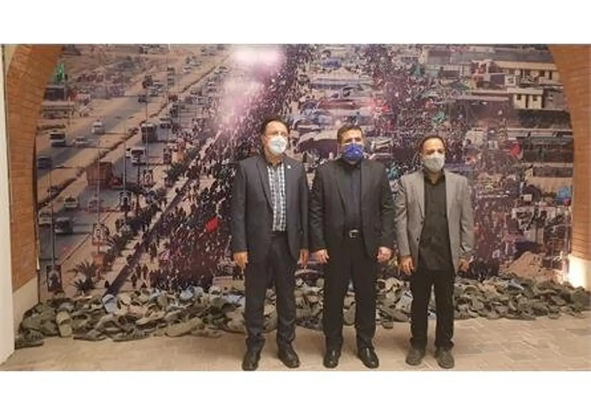 بازدید وزیر فرهنگ و ارشاد اسلامی از نمایشگاه عکس "رویای بهشت"