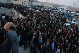  زائران اربعین به سمت مرزهای زمینی عراق نروند