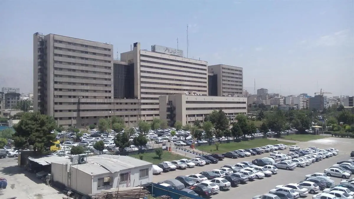 بیمارستان بقیه الله تهران دقایق پیش دچار آتش سوزی شد