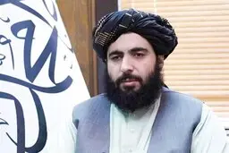 مهجران افغان نباید نگران باشند | طالبان: فرمان عفو عمومی شامل همه مهاجران بازگشتی است 