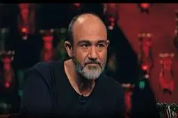 گریه مهران غفوریان روی آنتن زنده | ماجرای شفا گرفتن پدرش در محرم + فیلم