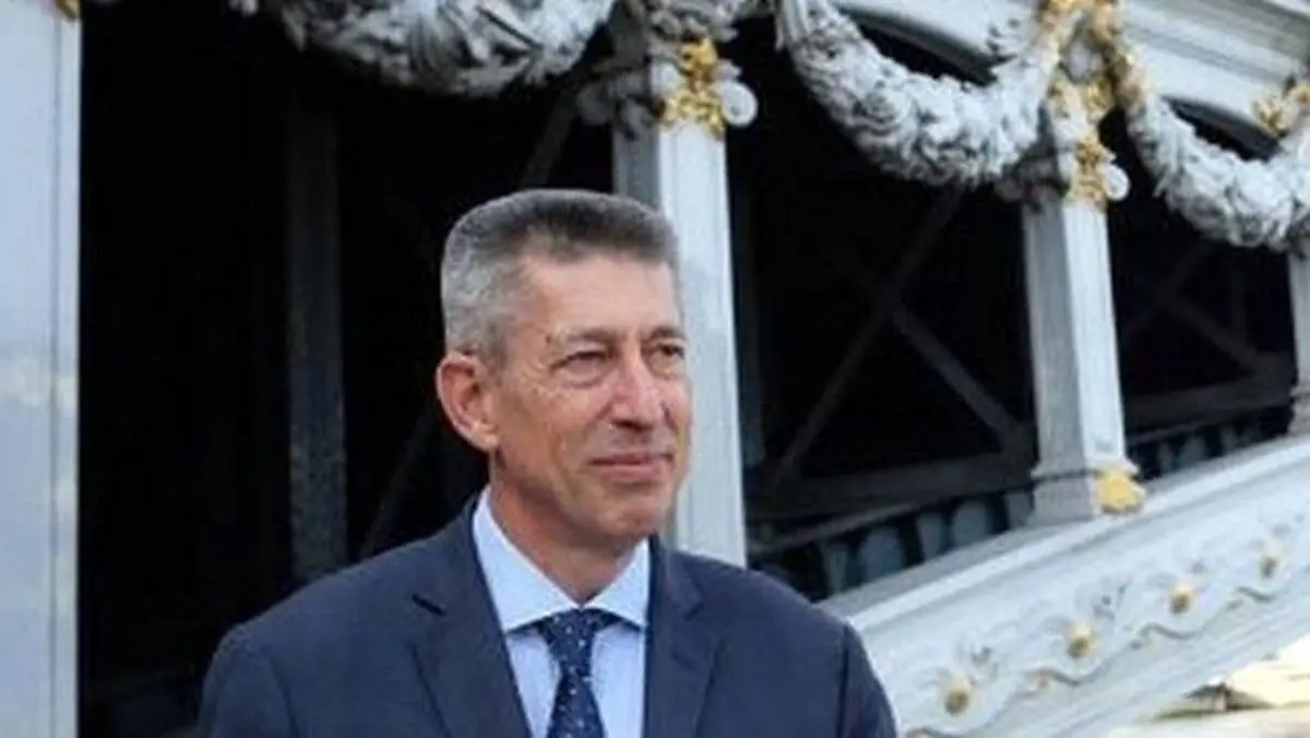 سفیر فرانسه اخراج شد