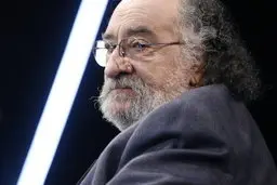 داریوش ارجمند| داریوش ارجمند: رای در فوتبال است نه زورخانه!