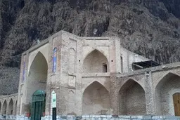 نگاهی به کاروانسرای صفوی بیستون