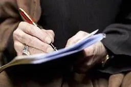 خاتمی: هیچ‌کس بر حق قانونی قوا برای انجام وظایف ذاتی خود ایراد ندارد