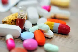 عامل فروش داروهای تقلبی در فضای مجازی  دستگیرشد